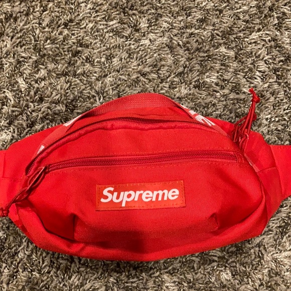 supreme fanny pack